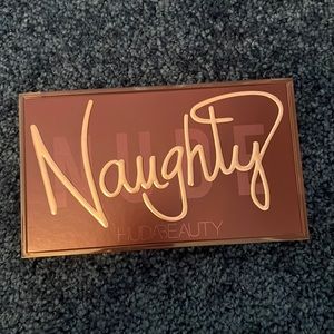 Huda beauty Naughty palette